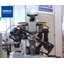 Humanoid robot "NEXTAGE" that works together with people.
