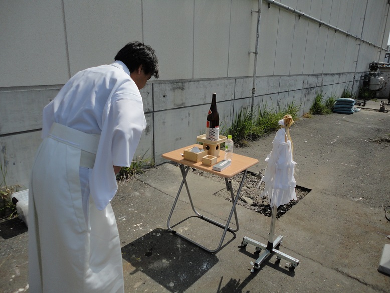 古井戸撤去工事　デッドスペースを有効活用！