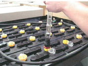 フォークリフトバッテリー　復元サービス　【無料訪問診断受付中！】