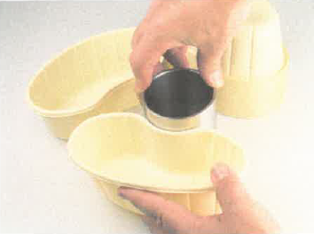 ディスポーザブル・ガーグルベースン『ガーグルくん』