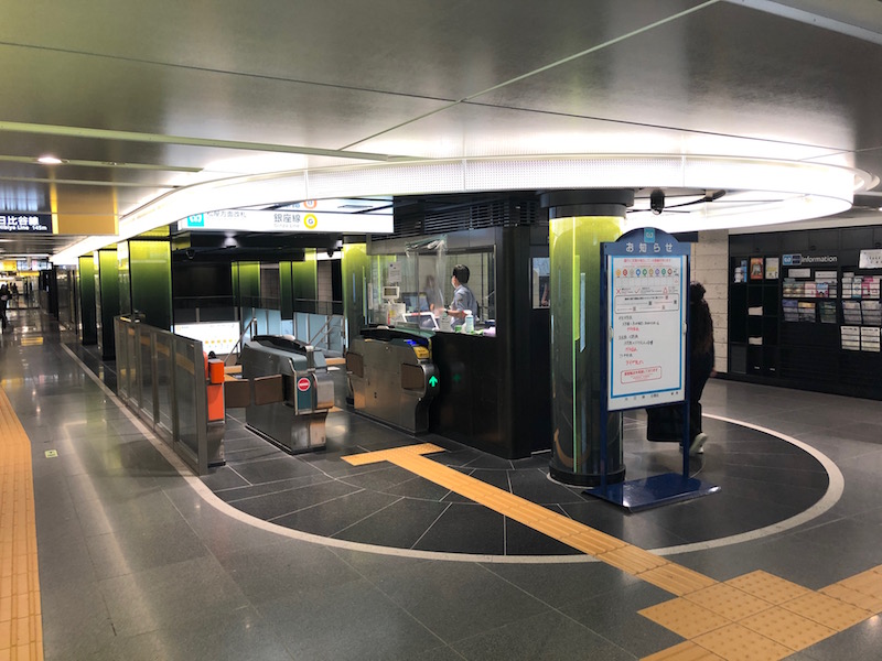 光るLED防煙垂壁『M式LEDサインボウタレ』