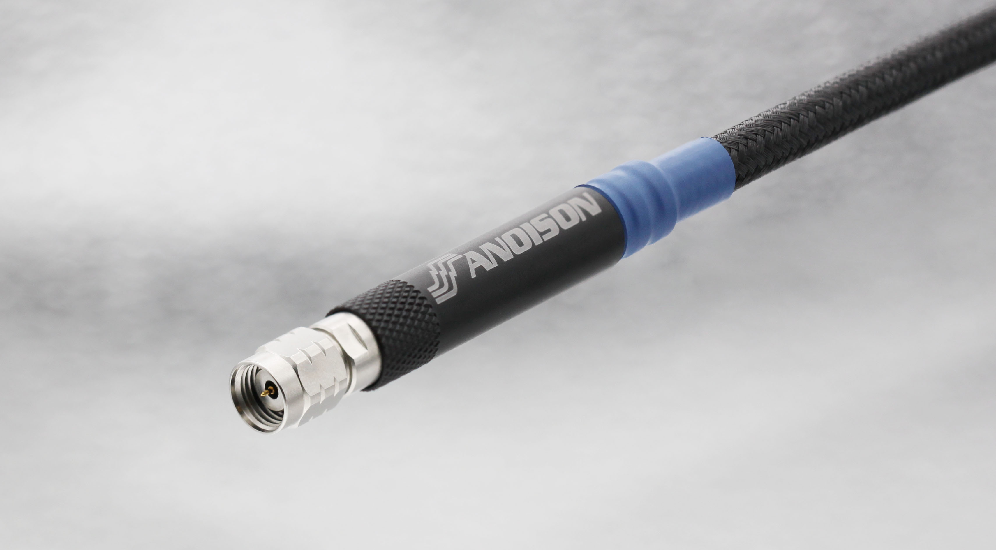 プレシジョン テストケーブル（マイクロ波～ミリ波）