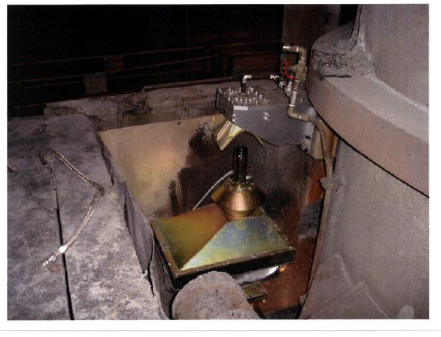 受鋼台車・LF台車　Arガス配管の自動着脱装置　製鉄所事例