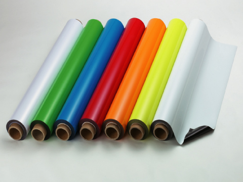 ホワイトボード仕上げのマグネットシート『マグネクリーンシート』