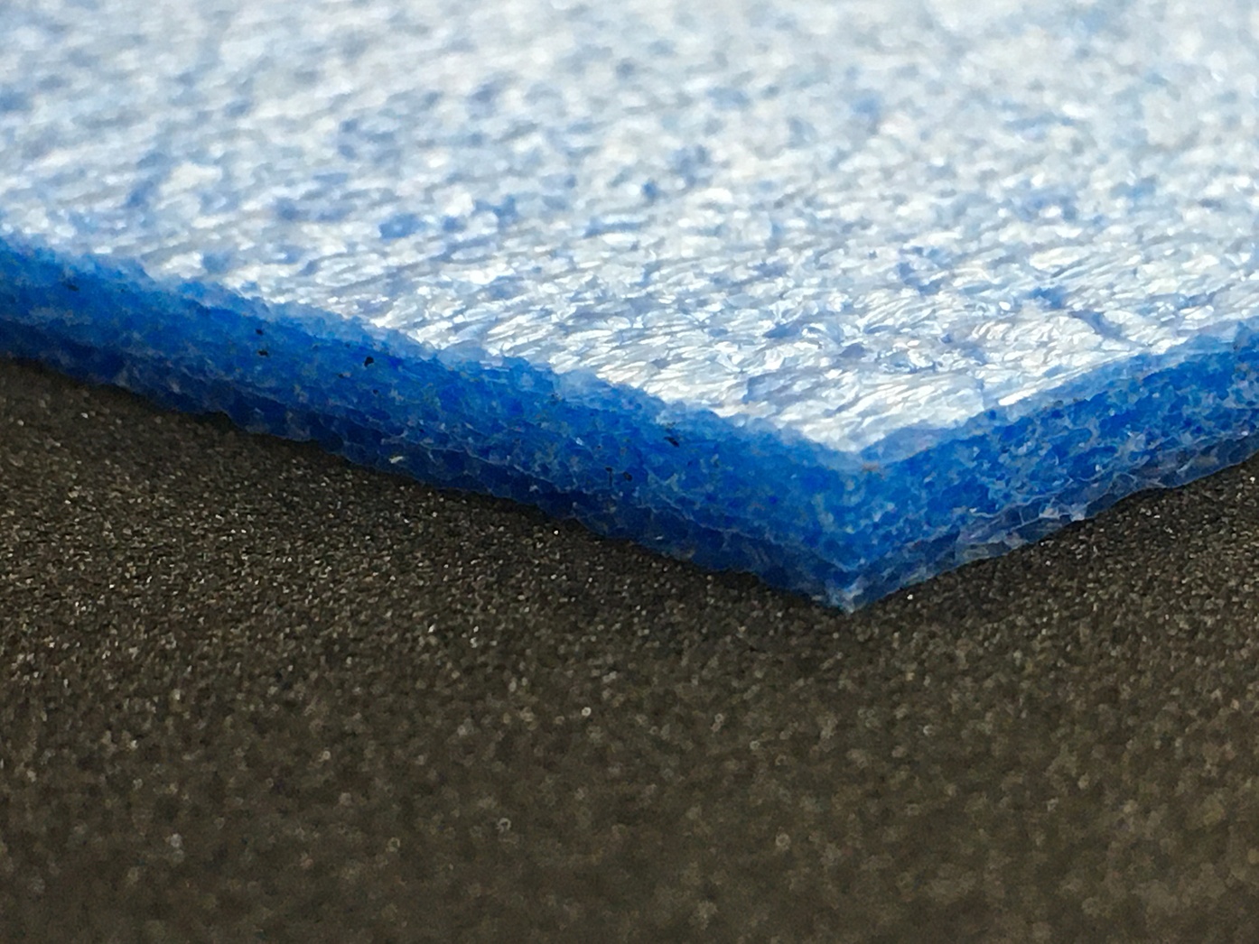 ポリプロピレン発泡体『ネオシキロン 青 3mm』 キョーリン | イプロス