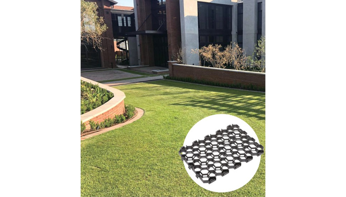 完全リサイクルのサステナビリティな芝生保護材