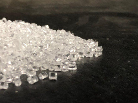 【射出成型】精密プラスチック