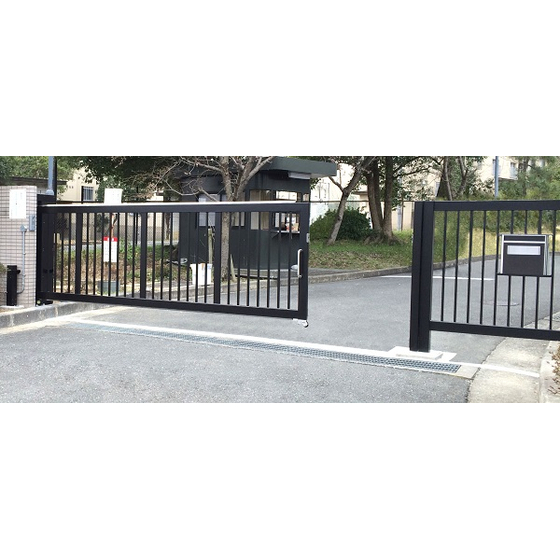大阪入国管理局01 - コピー.jpg