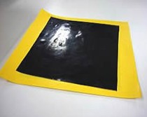 硬度0°（JIS-A）の非常にやわらかい新素材「餅ゴム」 | 藤倉