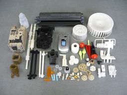 プラスチック金型　設計・製作サービス