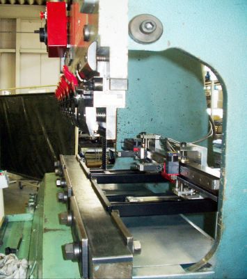 ハイパーバックゲージ