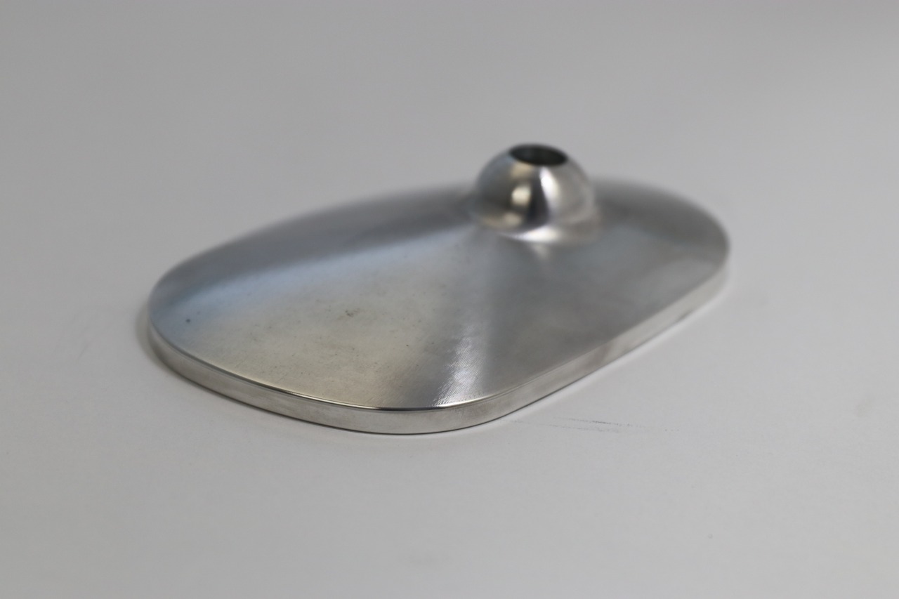 アルミ製 バイク用プレート部品１