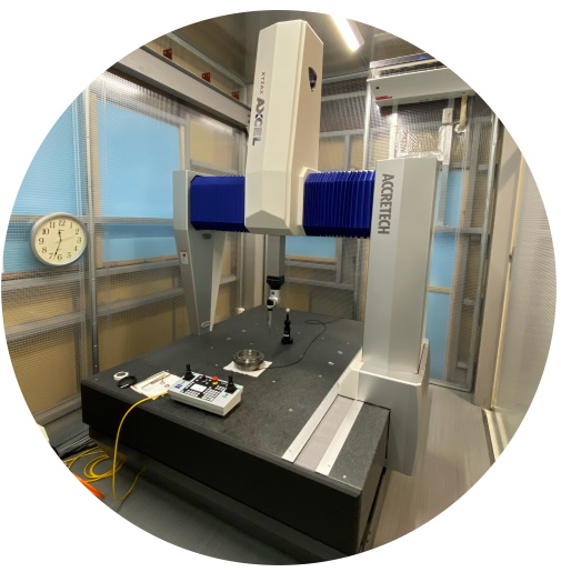 保有設備「高精度CNC三次元座標測定機XYZAX AXCEL」