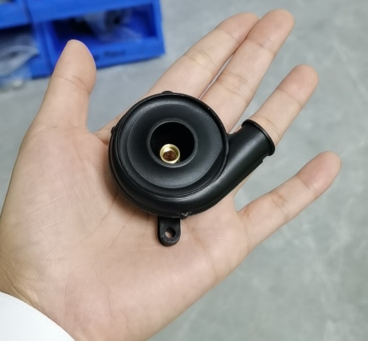 高スペック！小型超高圧DCラジアルブロワ。55mmで5.2KPa