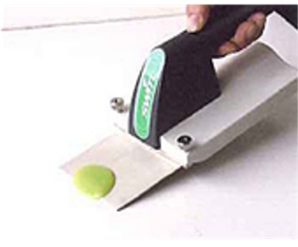 ロボットハンド『スイットル』【柔らかなワークも型崩れせずに移動】