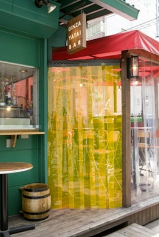 【カフェ・バー・飲食店】に適した高耐久×高機能間仕切のれん
