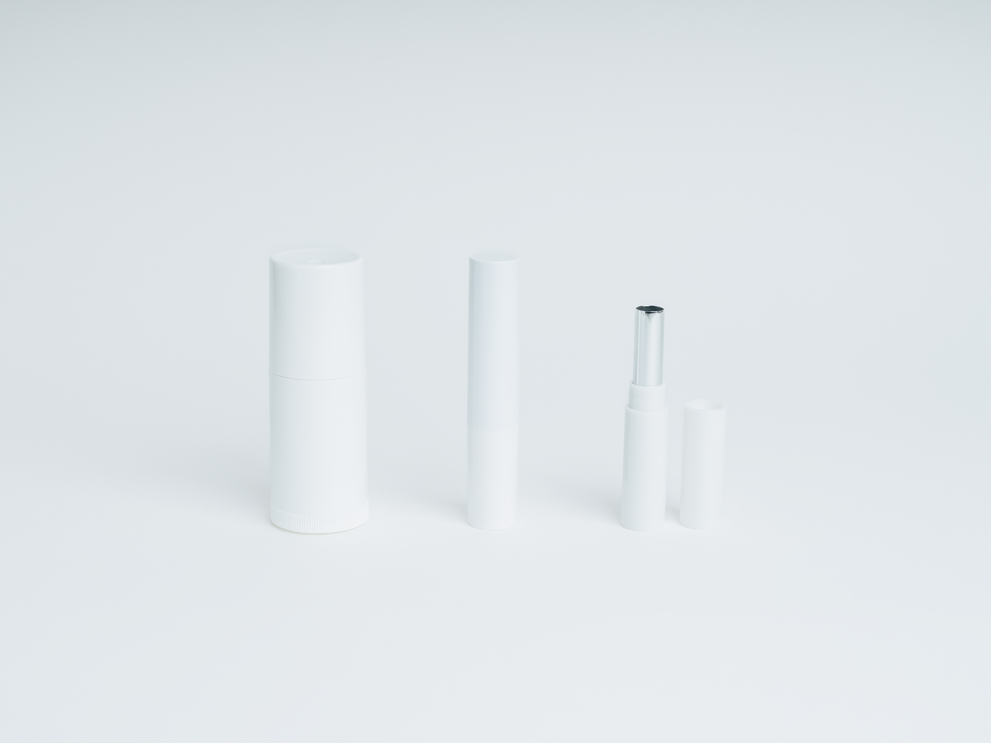 リップスティック容器　（プラスチック容器）