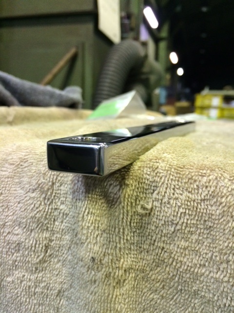 医療関連部品：SUS304（ステンレス鋼材）のバフ研磨事例