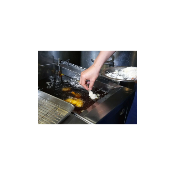 洋食 パリス.png