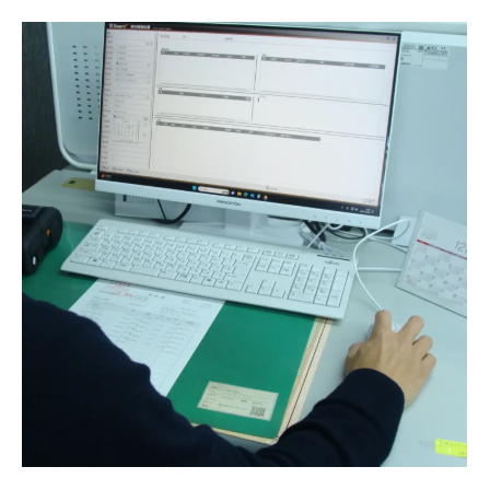 金属部品製造会社様.png