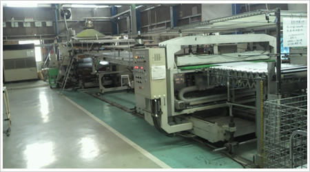 プラスチック製品　製造サービス（シート成形、押出成形）