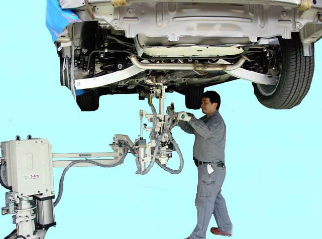 マフラー搭載補助装置【様々なアタッチメントで豊富なラインナップ】