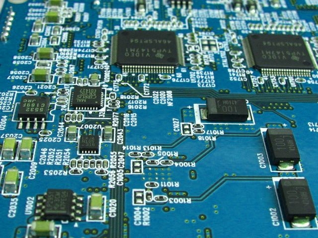 プリント基板　実装サービス