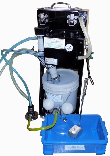 洗浄液処理装置コストダウン　浮上油回収装置　AP-6P型