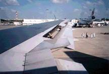 【施工例】航空機の操舵システム