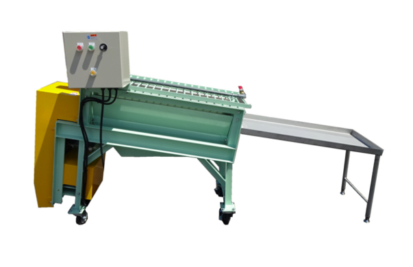 とうもろこし自動皮むき機『コーントル皮ネード』