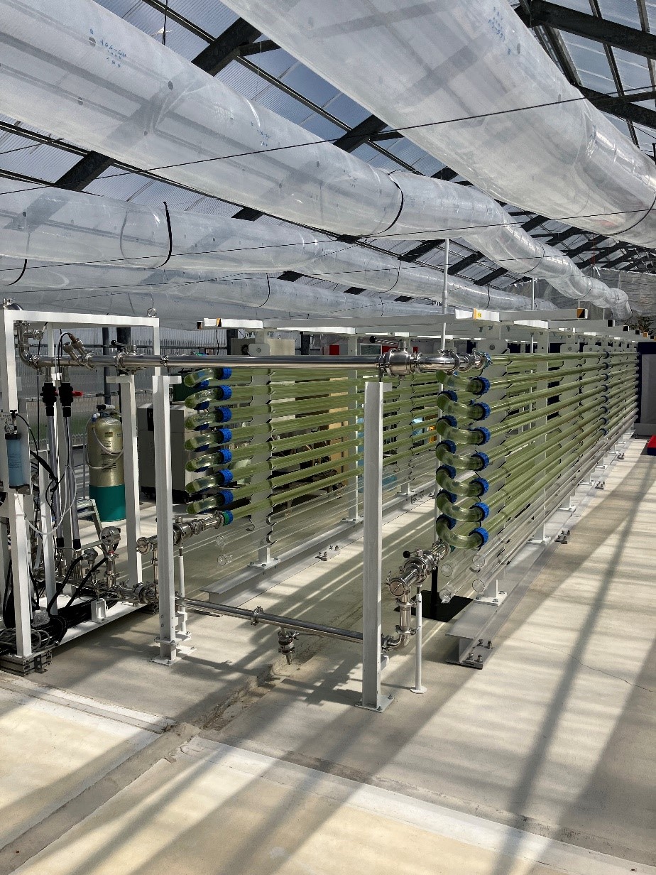 藻類培養用ガラス管閉鎖式フォトバイオリアクター