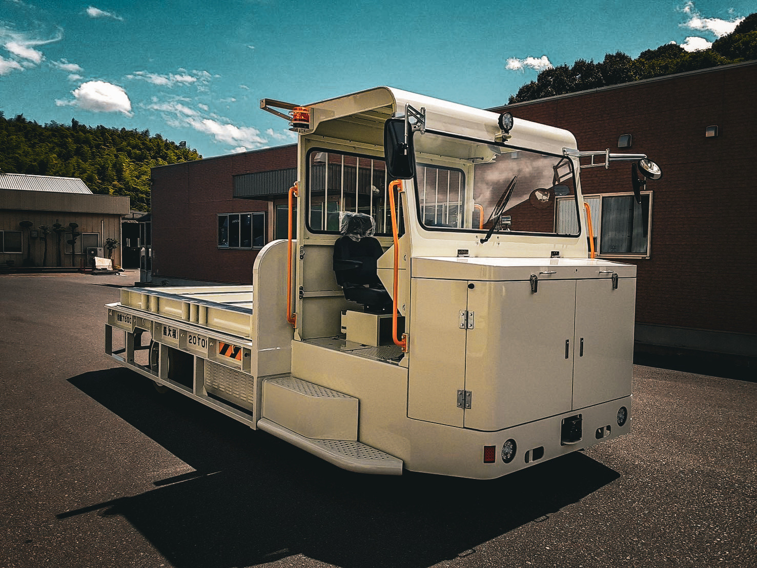 乗用型金型搬送車 20TON 