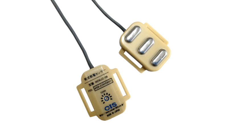 乾式筋電センサー