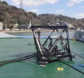 KN_【実績例】動揺吸収型可動式桟橋 試作機