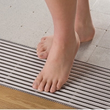 セーフティグレーチング　ノンスリップ樹脂製