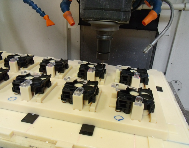 成形品の追加工