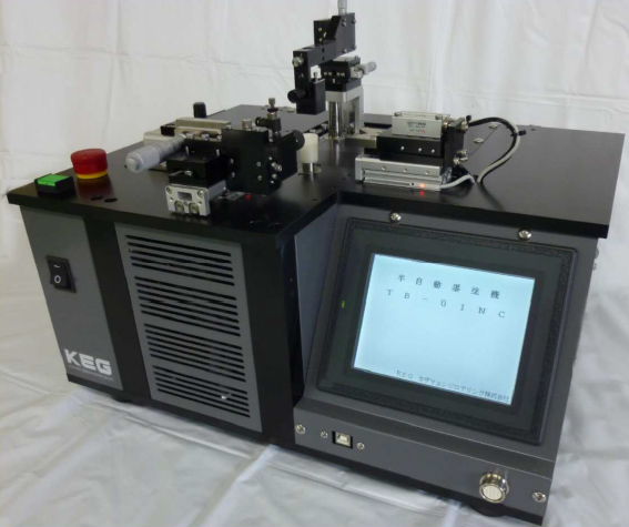 半自動レンズ黒塗機『TB-01NC』