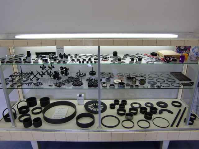 プラスチックマグネット　製造サービス