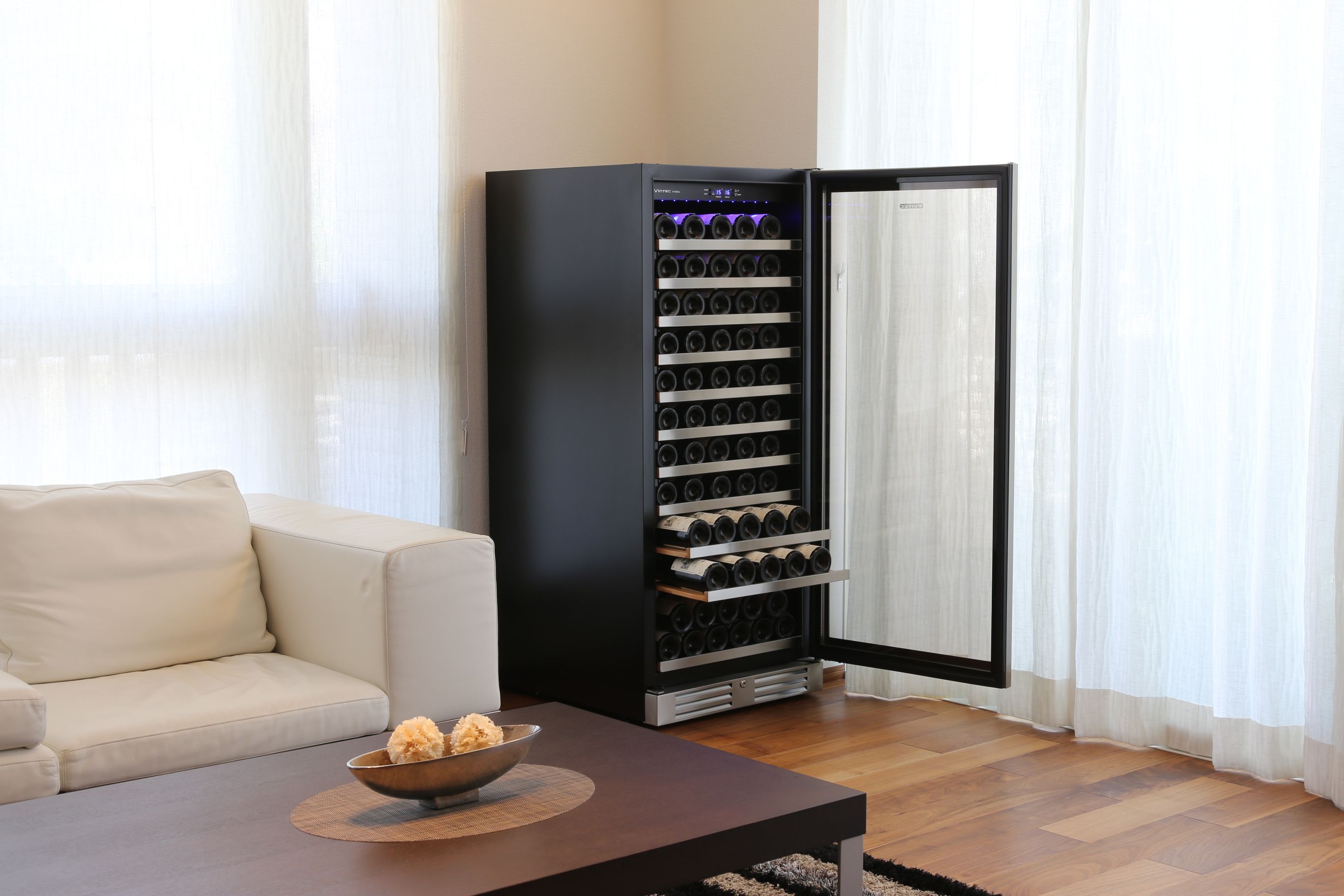 キッチンタイプのプレステージワインセラー 「Vintec」