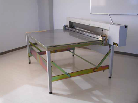 手動式PS版カッター『TYPSシリーズ』※有害なバリや歪みを抑制