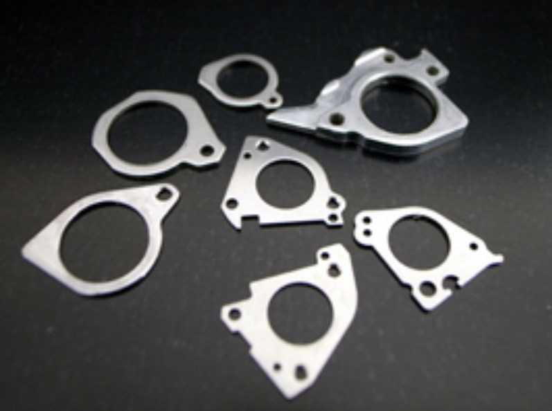 2.5インチHDD用部品　【精密プレス加工品】