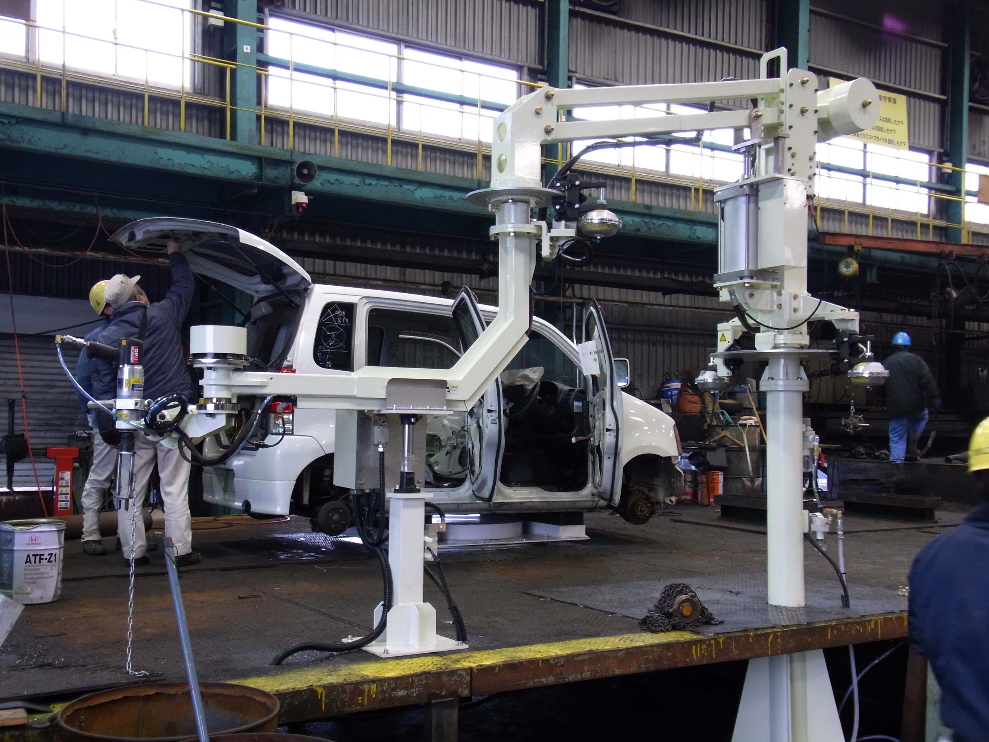 オートリサイクル　ハーネス巻取用エアーバランサー