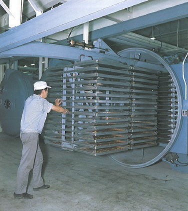 真空凍結乾燥装置　フリーズドライ設備