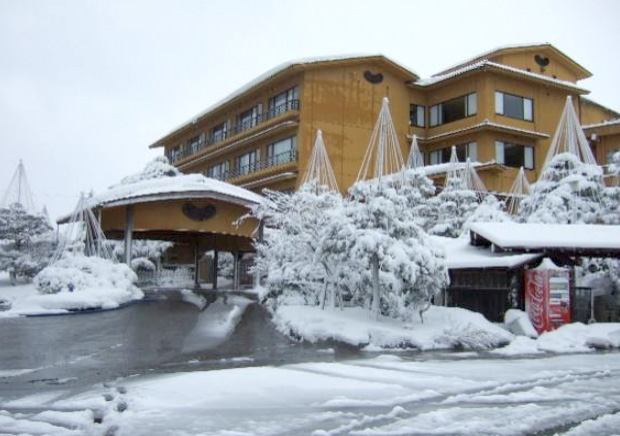 某ホテル#Pの空調配管の漏水防止対策