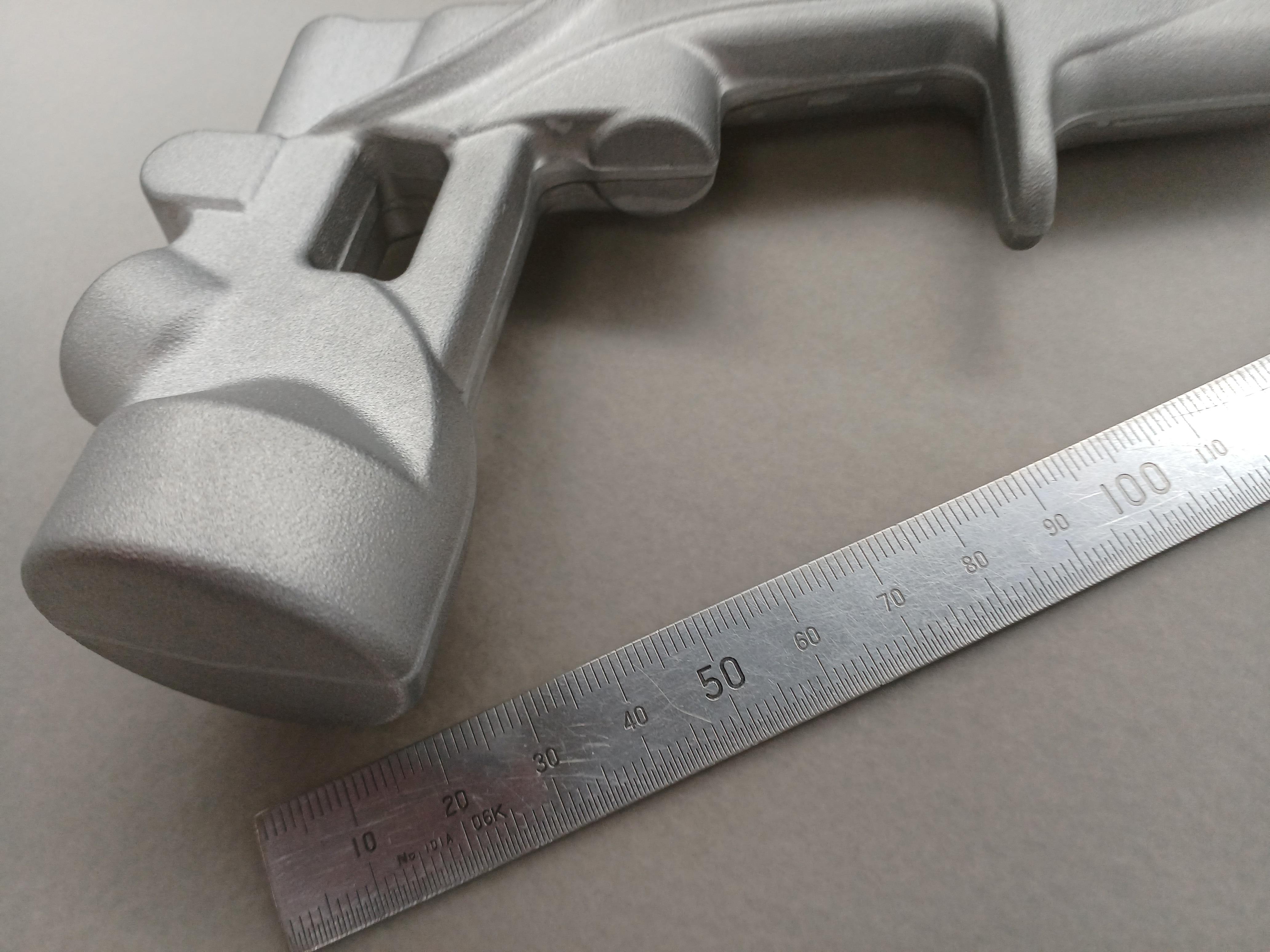 アルミ　熱間鍛造　強度向上　小型化　材料コスト削減　加工費削減