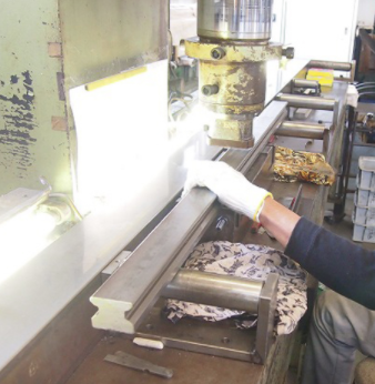 精密まがり矯正加工サービス