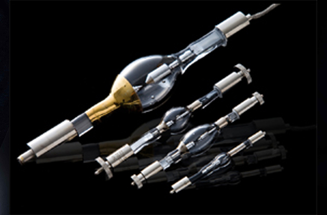 様々な使用用途に応じたご提案を！『UV(紫外線)ランプ』