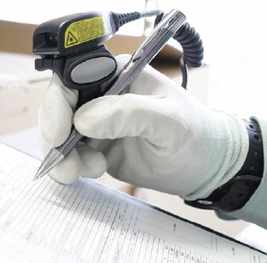 二次元コードスキャナ『8670 リングスキャナ』