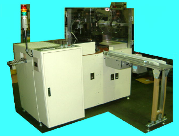 キャラメルタイプフィルム包装機