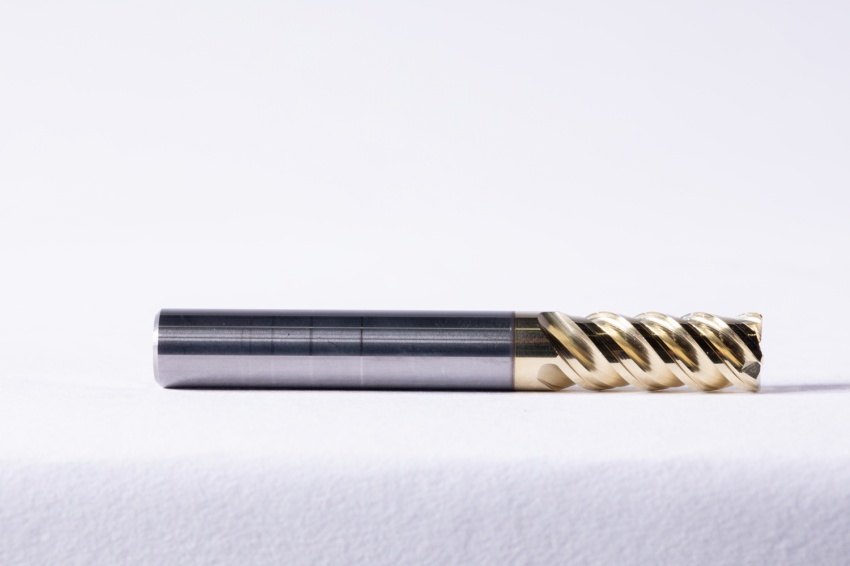 エンドミル　IG MILL (IG ECO 4F 200) 耐熱合金加工に抜群の性能を発揮『ファルコン・ホワイト